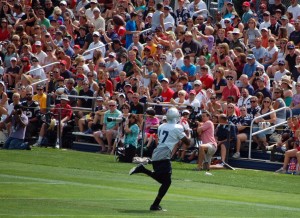 Aaron Dobson goes deep and hauls in a Tom Brady pass. (SBalestrieri photo)
