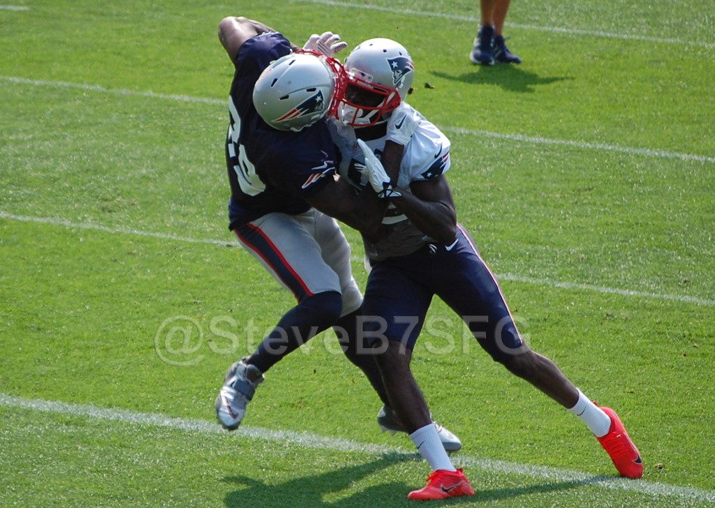 The physicality set the tone of the day as Brandon Browner and Kenbrell Thompkins frequently clashed. (SBalestrieri photo)