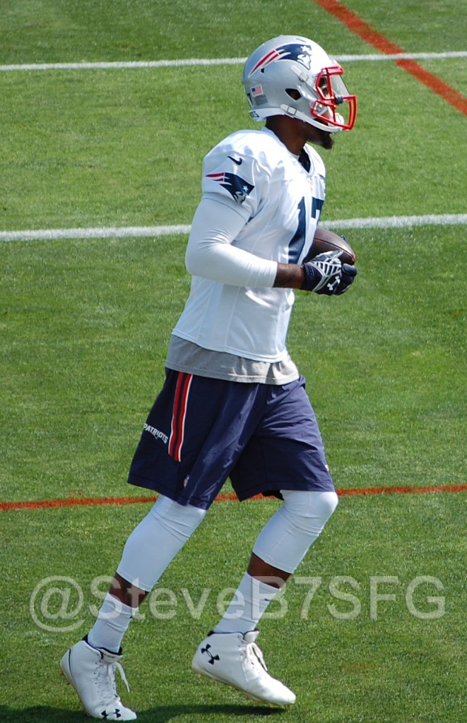 Aaron Dobson practices for the first time in 2014. (SBalestrieri photo)