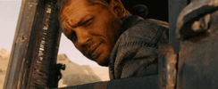 Tom-Hardy-Mad-Max-Look-Back-Thumbs-Up.gif