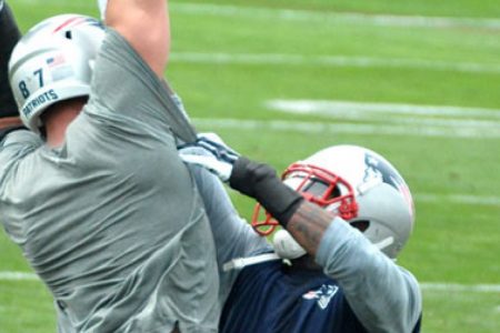 Patriots TE @RobGronkowski Is Teaching #Gronkonomics #Ad