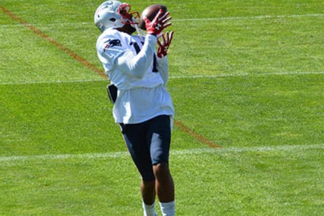 VIDEO: Patriots Continue Dealing With Injury Issues At the Receiver Position
