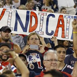 VIDEO: NFL Fan Therapy-Pats Fans Ignore The Noise