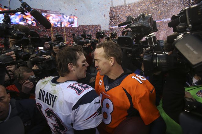 Tom Brady Takes A Funny Shot At Peyton Manning’s Golf Game Over Twitter