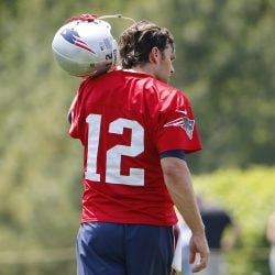 Thumb Accident Keeps Brady Out of Action vs Bears