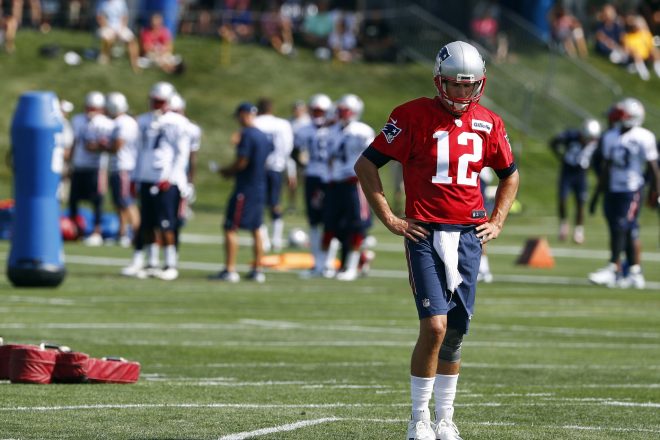 Friday Patriots Notebook 5/25: Brady Spotted Working Out; Van Noy Loses Bet with Kids
