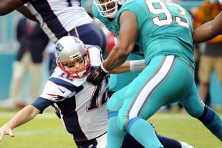Patriots – Miami, Despite Dropping Four in a Row, Dolphins Still in the Hunt