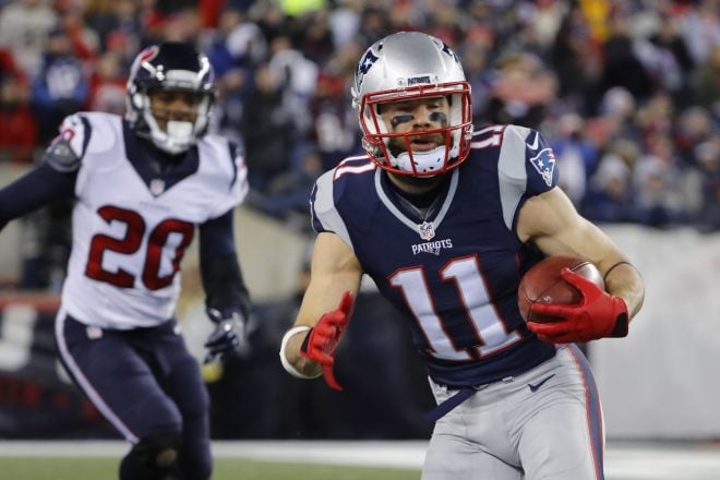 PHOTO: Julian Edelman Spends Time With Daughter After Practice
