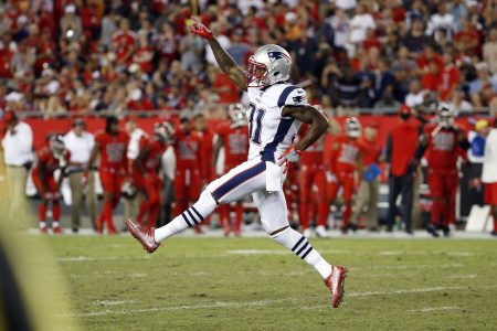 What They’re Saying: Jonathan Jones: After “Strong Camp”, CB Poised to Earn a Bigger Role in Patriots Defense