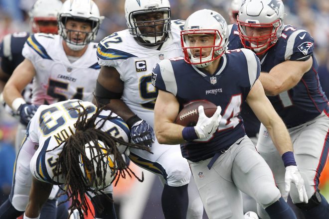 Players To Watch Patriots Take on the Texans in Regular Season Opener
