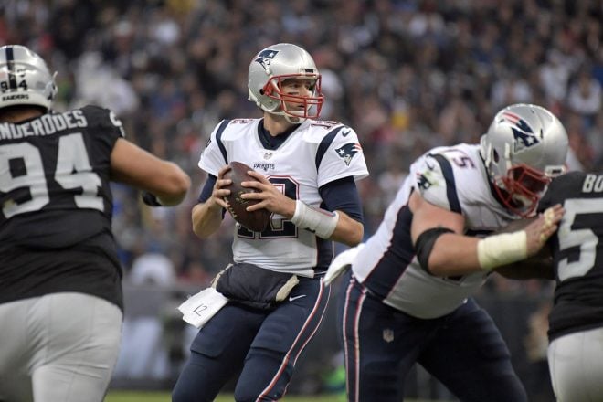 Brady, Patriots Defense Shine in Blowout of Raiders in Mexico City