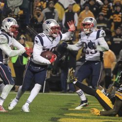 NFL Division Playoffs: Patriots favored by 13.5 vs Tennessee