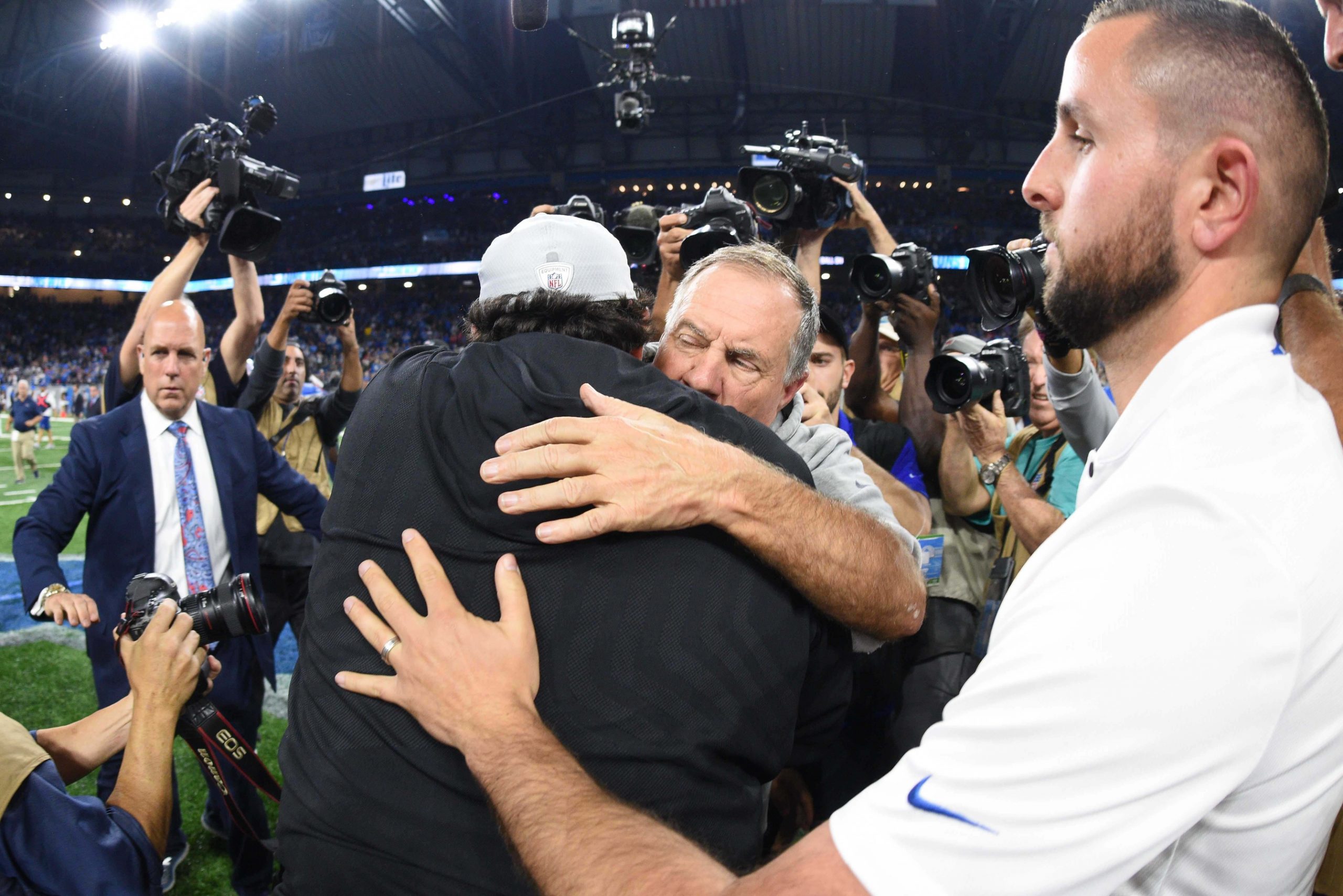 Patriots head coach Bill Belichick and defensive coordinator Matt Patricia confer on the sideline in 2018.
