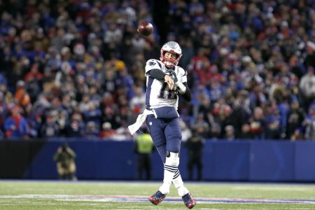 Patriots Easily Overcome Stout Buffalo Defense