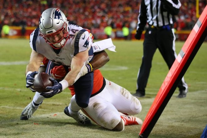 ICYMI: Rex Burkhead Shares Recovery Update As He Continues Knee Injury Rehab
