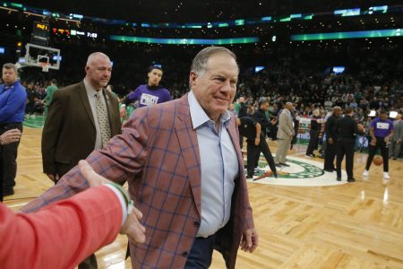 PHOTO: Bill Belichick Renames Boat To “VIII Rings”