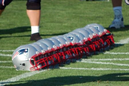 Patriots News 03-29, Mock Draft 1.0, Tight End Draft Profiles