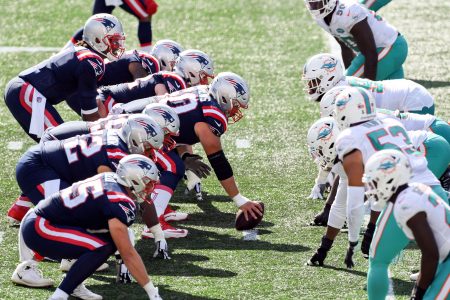 Patriots-Dolphins Week 1 Key Matchups, Who Has the Razor’s Edge?