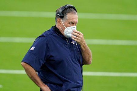 Patriots Fourth And Two Podcast: Patriots vs. Rams Preview With Evan Lazar From CLNS Media
