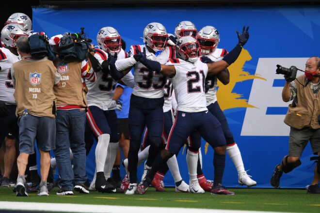 VIDEO: Sights and Sounds From The Patriots Week 8 Victory Over The Los Angeles Chargers