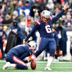 Turnovers, Bourne, Folk Lead Patriots to 36-13 Win Over the Titans