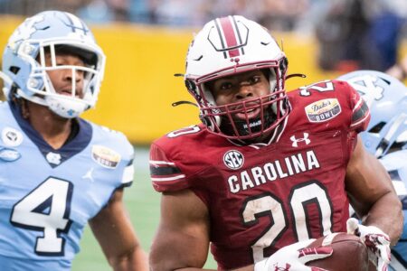 Patriots Found a Bruising Back in South Carolina’s Kevin Harris in Round 6 on Saturday