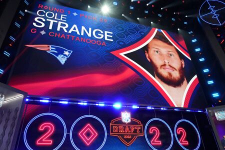 Daily Patriots News 4/29: 5 Things to Know After a Strange Draft Night