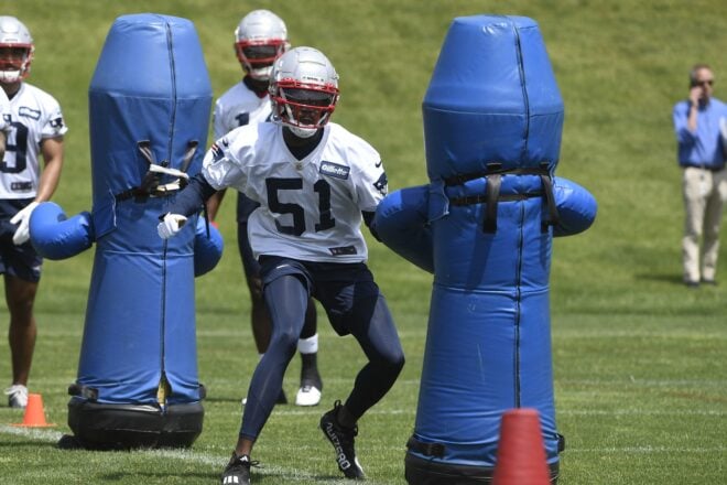 PHOTO: Tyquan Thorton Signs Rookie Contract With Patriots