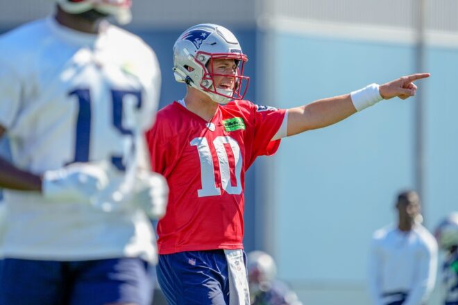 Social Media Sights and Sounds From Day Three Of Patriots Training Camp