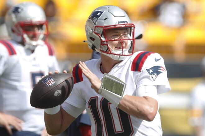 Mac Jones Back Throwing At Patriots Practice, But How Close Is A Return?