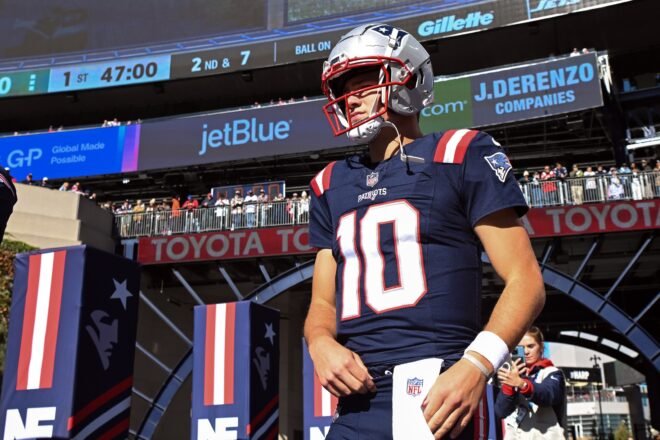 Not an Easy Stretch, But 2025 Patriots Schedule Favors Success