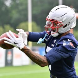 Mike Vrabel Provides Injury Update on Patriots CB Carlton Davis