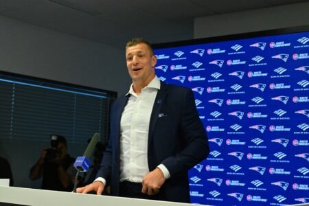 TRANSCRIPT: Rob Gronkowski Patriots Retirement Press Conference 11/12