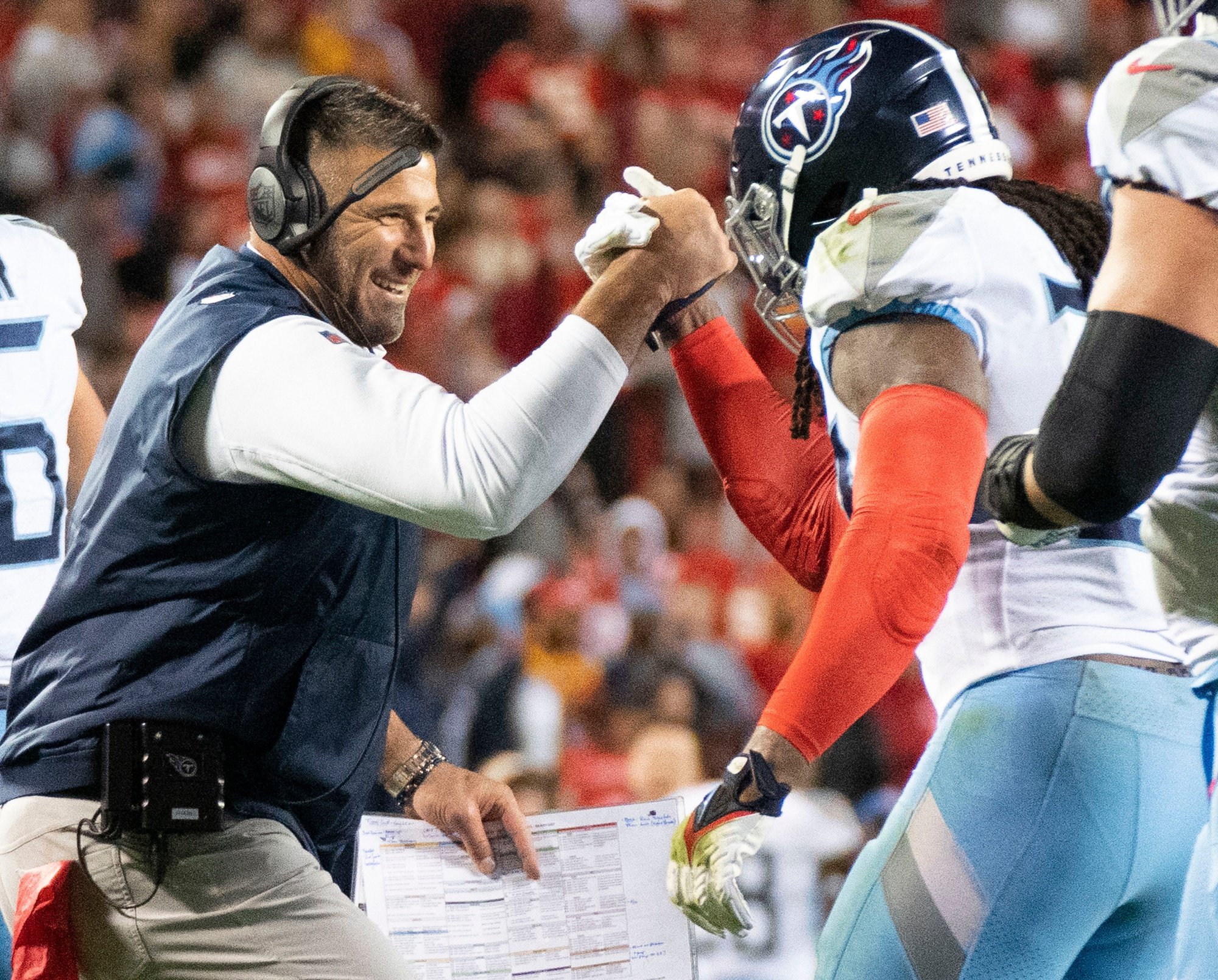 Tennessee Titans head coach Mike Vrabel congratulates running back Derrick Henry (22) after his touchdown against the Kansas City Chiefs during the second quarter at GEHA Field at Arrowhead Stadium Sunday, Nov. 6, 2022, in Kansas City, Mo.
Nfl Tennessee Titans At Kansas City Chiefs