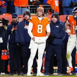 Vrabel Confident Patriots Defense Won’t “Take a Nap” Against Backup Quarterback