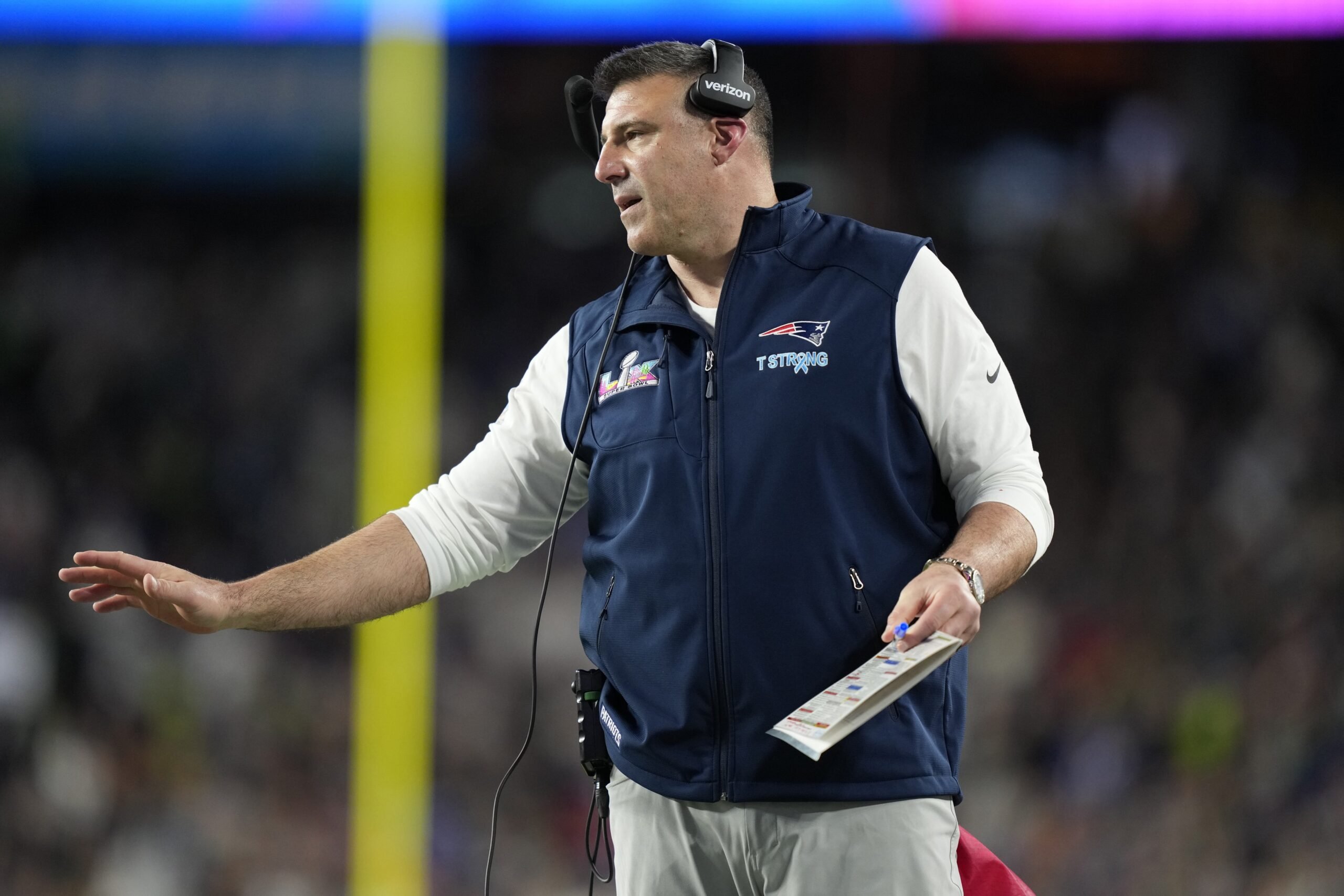 Feb 8, 2026; Santa Clara, CA, USA; New England Patriots head coach Mike Vrabel looks on during the fourth quarter against the Seattle Seahawks in Super Bowl LX at Levi's Stadium. Mandatory Credit: Kyle Terada-Imagn Images