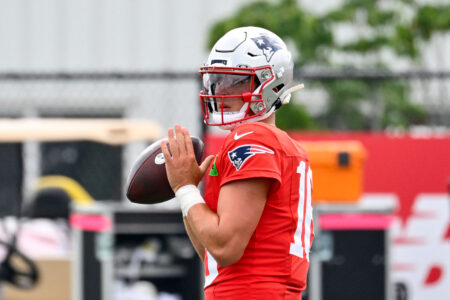 Drake Maye vs Tommy DeVito: Maye Comes Up Short in Patriots’ Blue-White Scrimmage