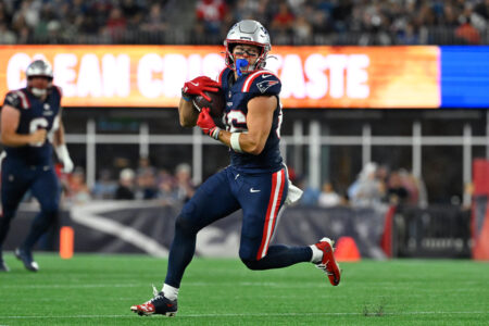 Friday Patriots Notebook 8/14: Receiver Battle is Getting Interesting