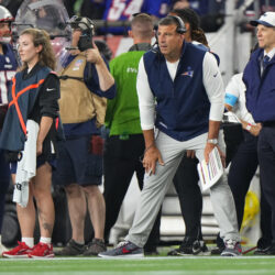 Vrabel On Patriots’ Timeout Saturday Night: “I Saw Dogs**t Defense”